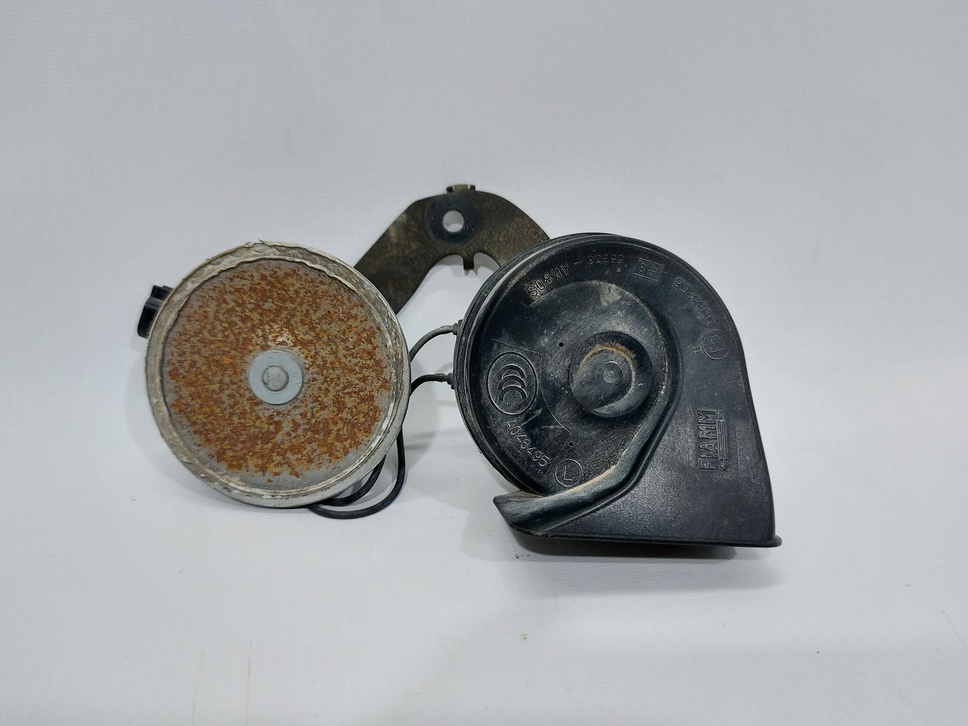 Journey Звуковой сигнал (комплект) Dodge Journey 2009-2020 5026997AA Dodge Journey 2 Journey Звуковой сигнал (комплект) Dodge Journey 2009-2020 5026997AA Dodge Journey 2