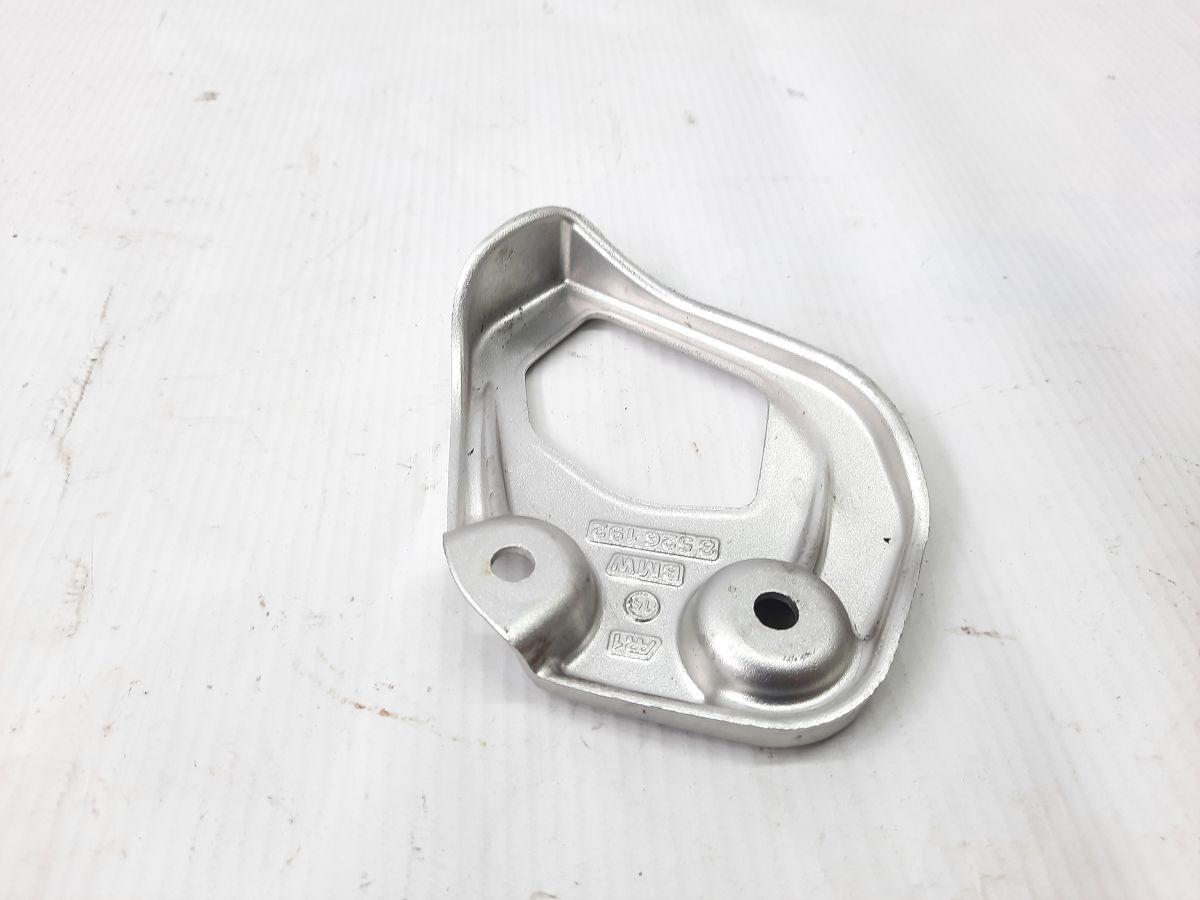 R 1200 П'ятковий щиток правий BMW R 1200 2014 46718526192 BMW R 1200 2