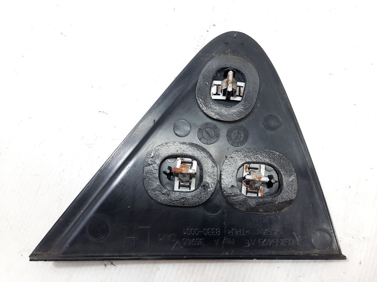 Avenger Кутник дверей задній лівий зовнішній Dodge Avenger 2008-2014 5155495AE Dodge Avenger 2