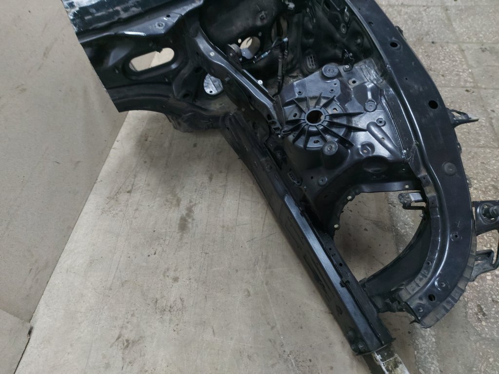 7 series Чверть передня ліва BMW 7 2012 41107204049 BMW 7 7