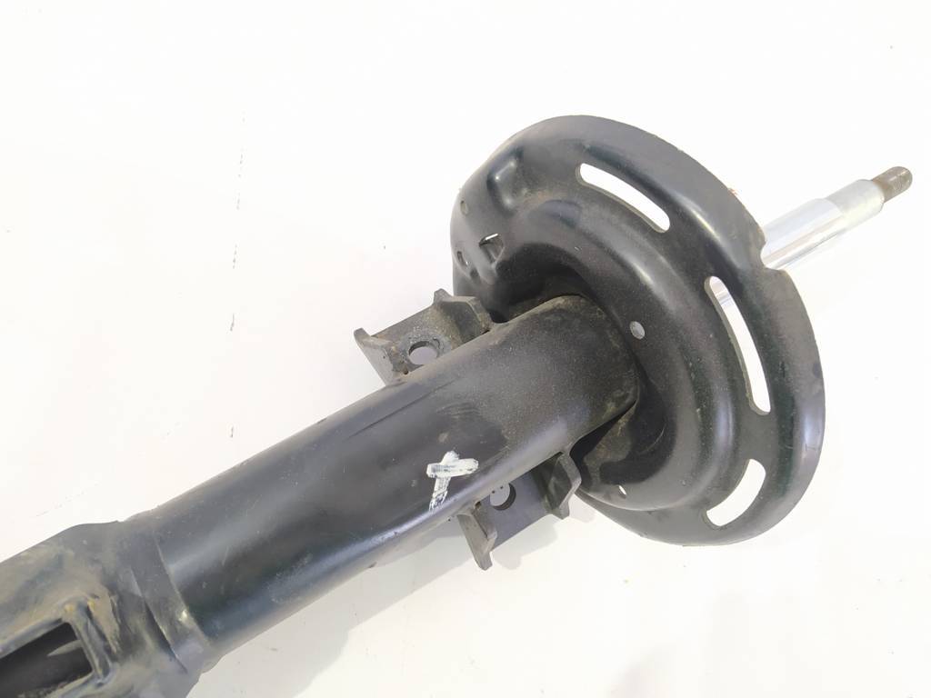 207 Стойка амортизатора передняя левая Mercedes-Benz 207 2012 A2073204138 MERCEDES-BENZ Mercedes-Benz 207 3