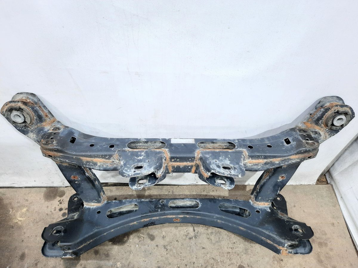 200 limited Подрамник задней подвески Chrysler 200 Limited 2015-2017 68165808AD Chrysler 200 Limited 18