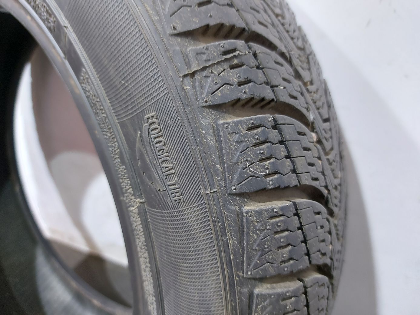 Зимние шины Гума Viamaggiore Premiorri 185/60R15 (Honda Fit) 18