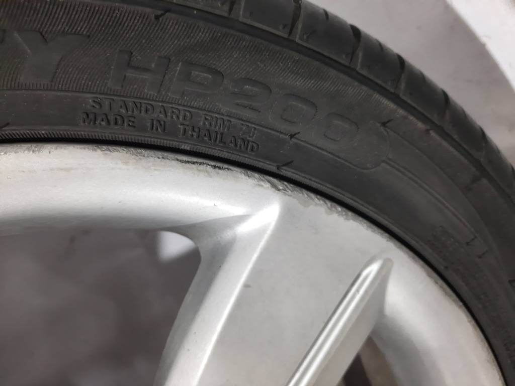 Veloster Колеса R17 Hyundai Veloster 2012-2014 529102V050 Hyundai Veloster 18