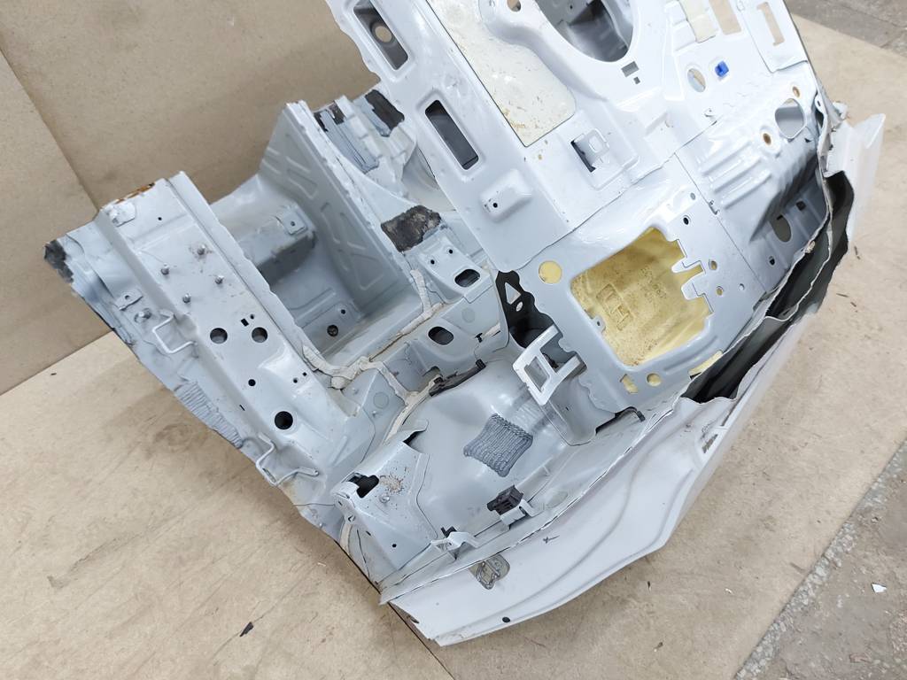 Cruze Чверть задня ліва Chevrolet Cruze 2016-2019 42713945 Chevrolet Cruze 4