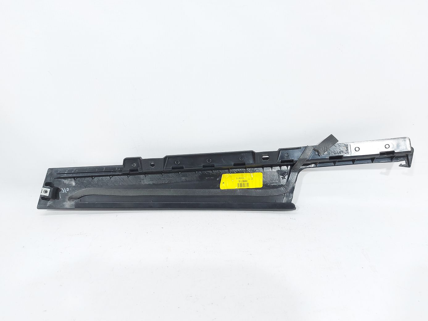 Cruze Молдинг двери передней левой наружный Chevrolet Cruze 2012-2016 95090575 Chevrolet Cruze 3