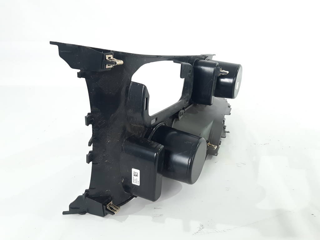 Malibu Підсклянник центральної консолі Chevrolet Malibu 2014-2016 23171101 Chevrolet Malibu 4