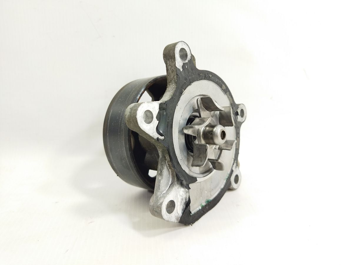 Sentra Помпа охлаждения Nissan Sentra 2013-2019 210103RC2A Nissan Sentra 3
