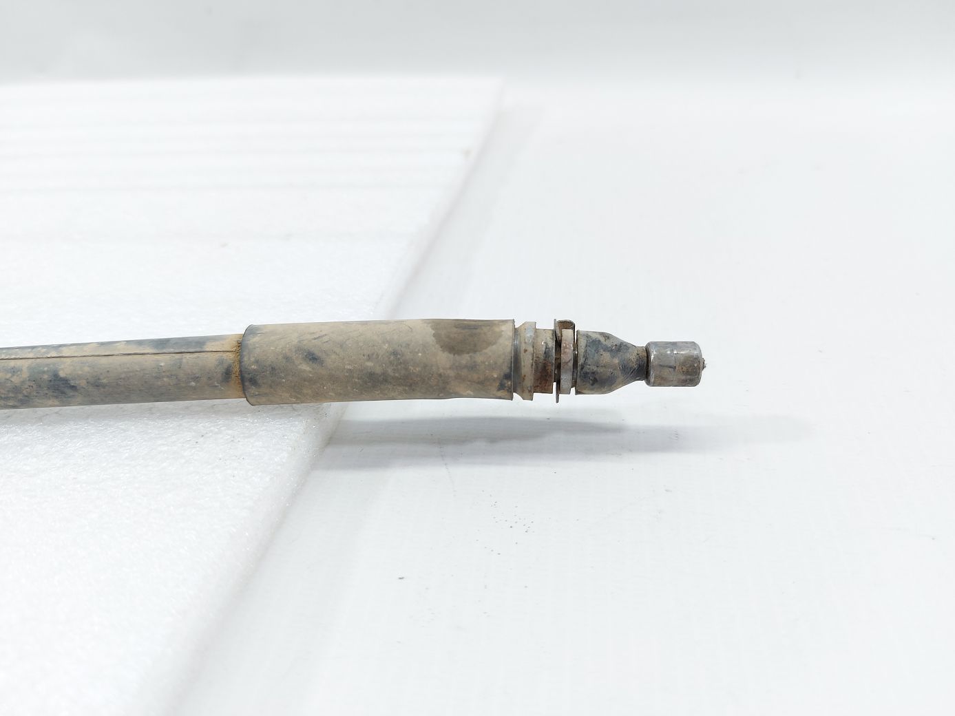 Regal Трос гальма стоянки лівий Buick Regal 2011-2017 23227766 Buick Regal 3