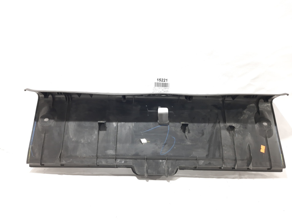 Sentra Накладка задней панели багажного отделения Nissan Sentra 2013-2019 849213SG0A Nissan Sentra 10