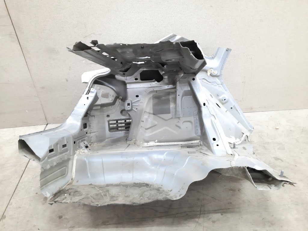 Dart Чверть задня ліва Dodge Dart 2013-2019 68158889AB Dodge Dart 5