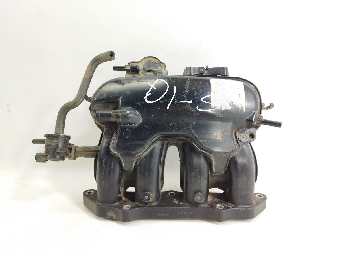 Scion iq. Впускний колектор Toyota Scion IQ 2012 1710247021 Toyota Scion IQ