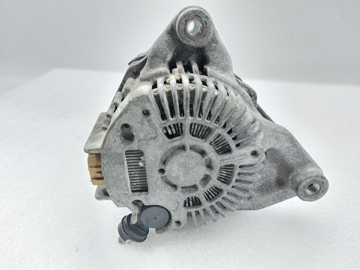 6 Генератор Mazda 6 2014-2017 PE0118300R00 Mazda 6 4