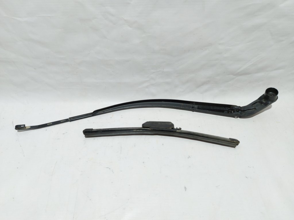 6 Рычаг стеклоочистителя правый Mazda 6 2013-2017 GHR167321 Mazda 6 6