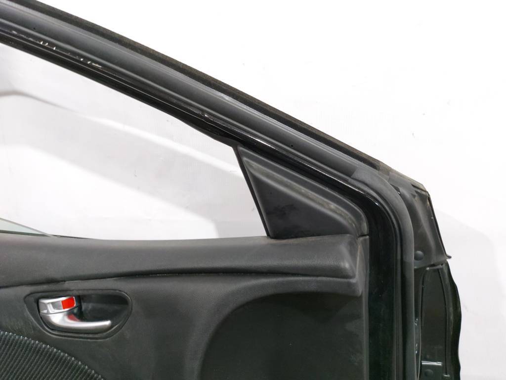 Dart Дверь передняя левая Dodge Dart 2012-2016 68158725AD Dodge Dart 52