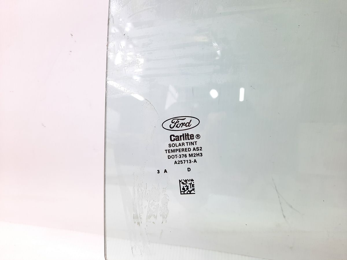 Focus Скло дверей задньої лівої Ford Focus 2012-2018 CP9Z5825713A Ford Focus 2