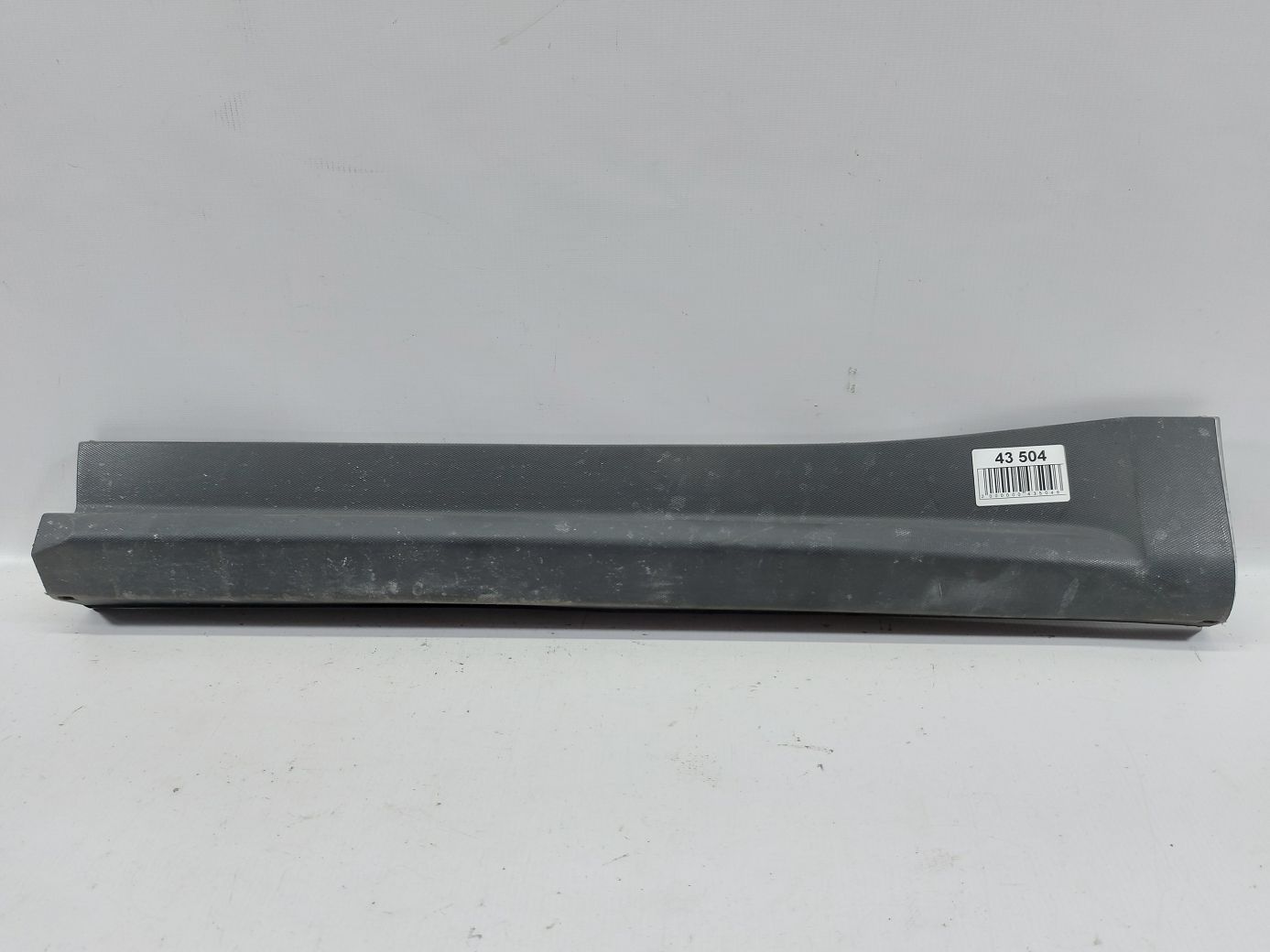 Equinox. Молдинг двері задньої лівої зовнішній нижній Chevrolet Equinox 2014-2017 25824826 Chevrolet Equinox