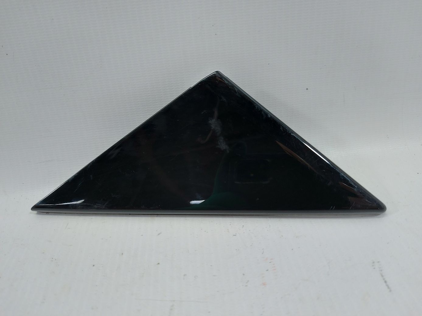 6. Кут дверей передньої правої зовнішній (чорний, глянець) Mazda 6 2014-2021 GJR96915YB Mazda 6 6. Кут дверей передньої правої зовнішній (чорний, глянець) Mazda 6 2014-2021 GJR96915YB Mazda 6