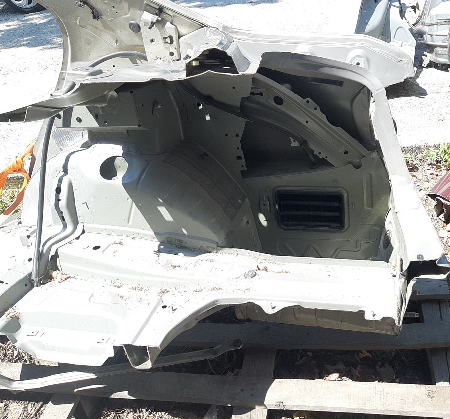 328i xdrive Чверть задня права BMW 328i xDrive 2006-2012 41217145094 BMW 328i xDrive 4