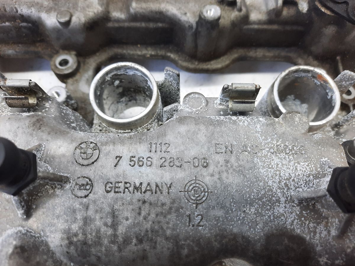 7 series Кришка головки блоку циліндрів права BMW 7 2012 11127570939 BMW 7 5