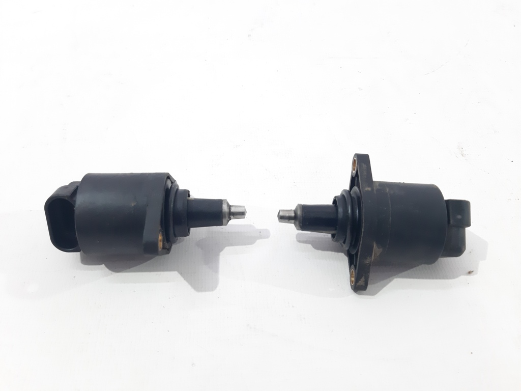 R 1200 r Клапан холостого хода BMW R1200 R 2011-2014 13547714408 BMW R1200 R 3