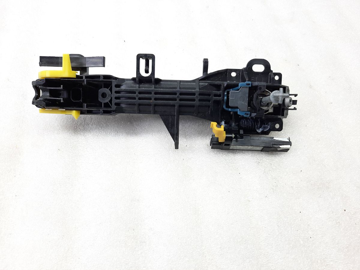 Impreza Ручка дверей передньої лівої зовнішня (хром смуга) (чорна) Subaru Impreza 2015 61160FJ04017 Subaru Impreza 2