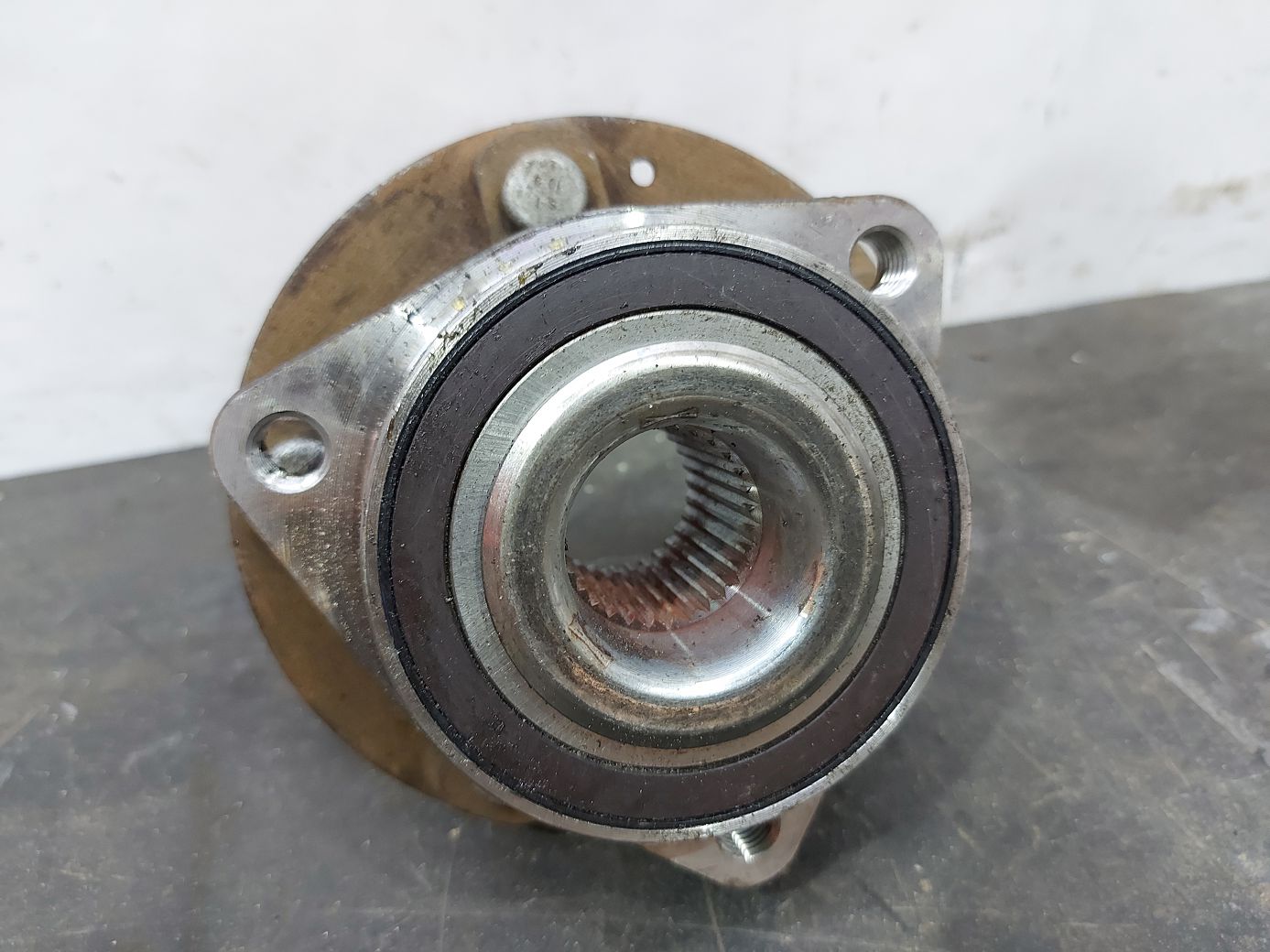 Malibu Ступица передняя левая/правая Chevrolet Malibu 2016-2021 13526966 Chevrolet Malibu 12