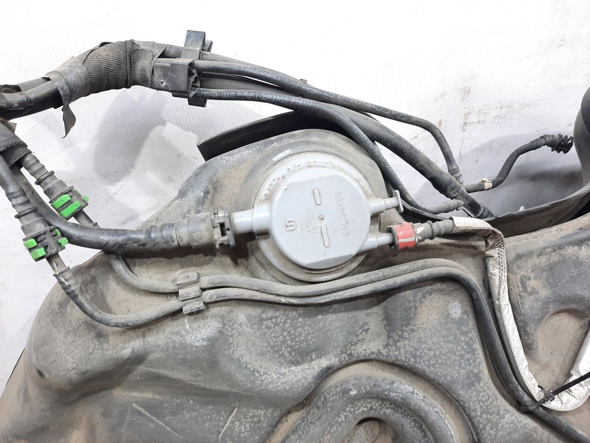 Challenger coupe Бензобак Dodge Challenger Coupe 2009-2017 68102695AG Dodge Challenger Coupe 5 Challenger coupe Бензобак Dodge Challenger Coupe 2009-2017 68102695AG Dodge Challenger Coupe 5