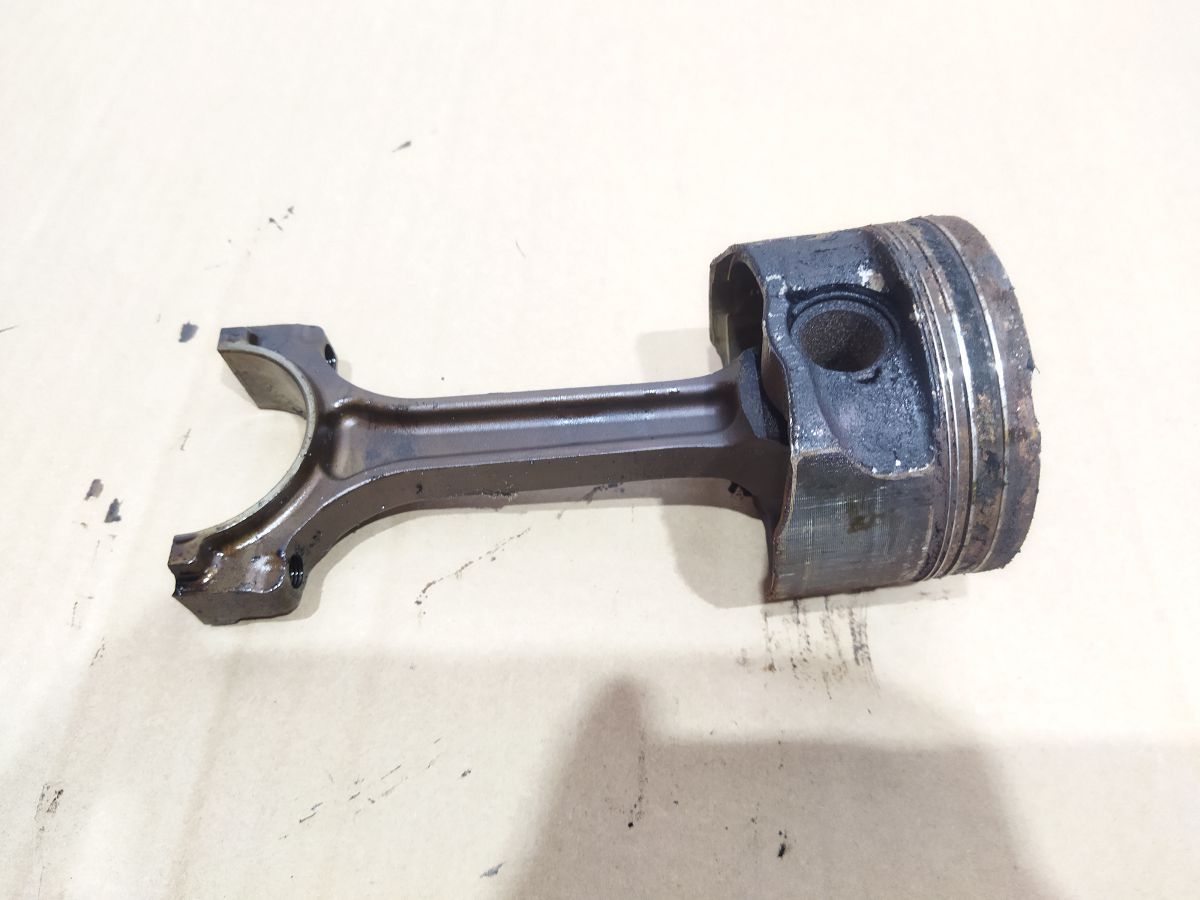 Regal. Шатун з поршнем Buick Regal 2014-2017 12674411 Buick Regal