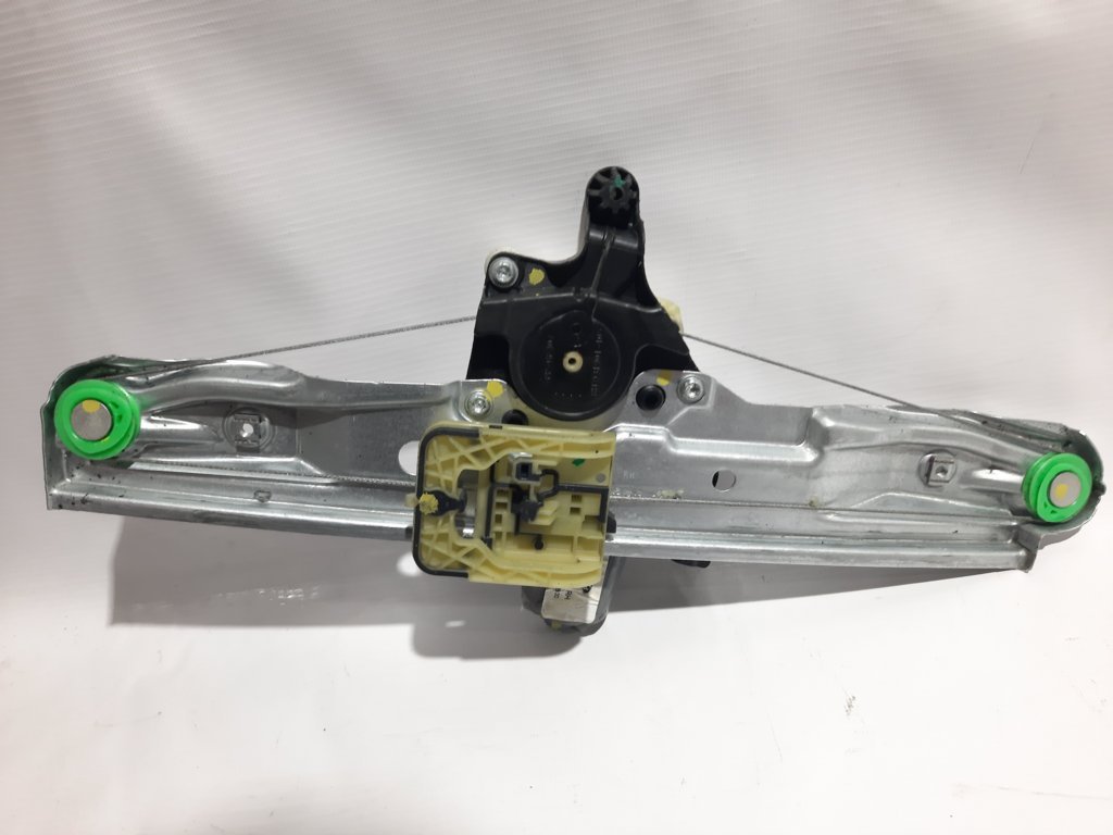 Focus Склопідйомник дверей задньої правої Ford Focus 2012-2018 CM5Z5827000A Ford Focus 2