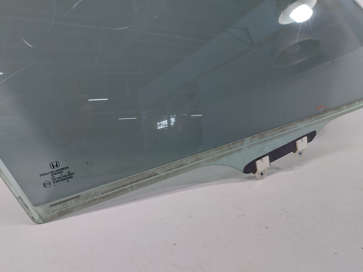 Accord Скло дверей передньої правої (подряпини) Honda Accord 2013-2017 73300T2FA00 Honda Accord 3