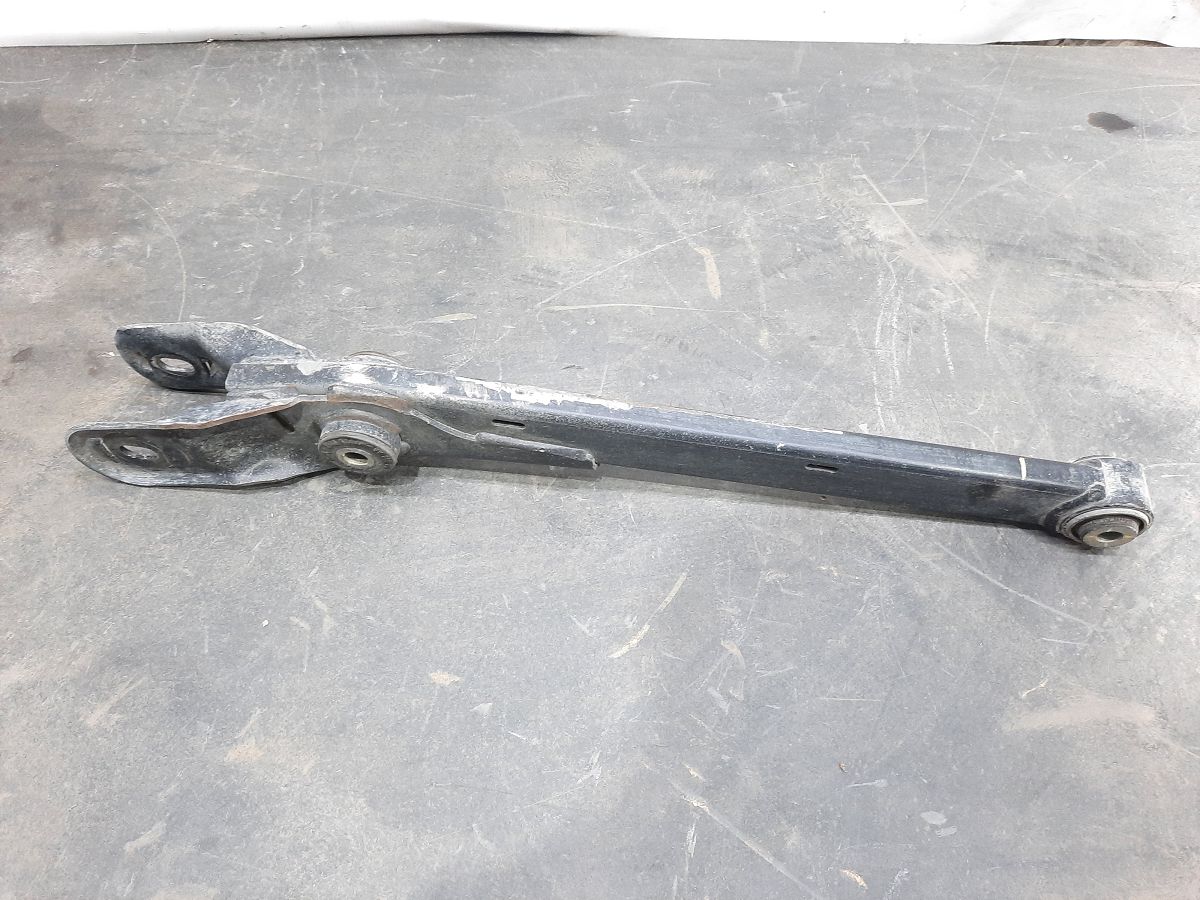 Dart Важіль задній лівий/правий нижній Dodge Dart 2013-2019 68080590AE Dodge Dart 26