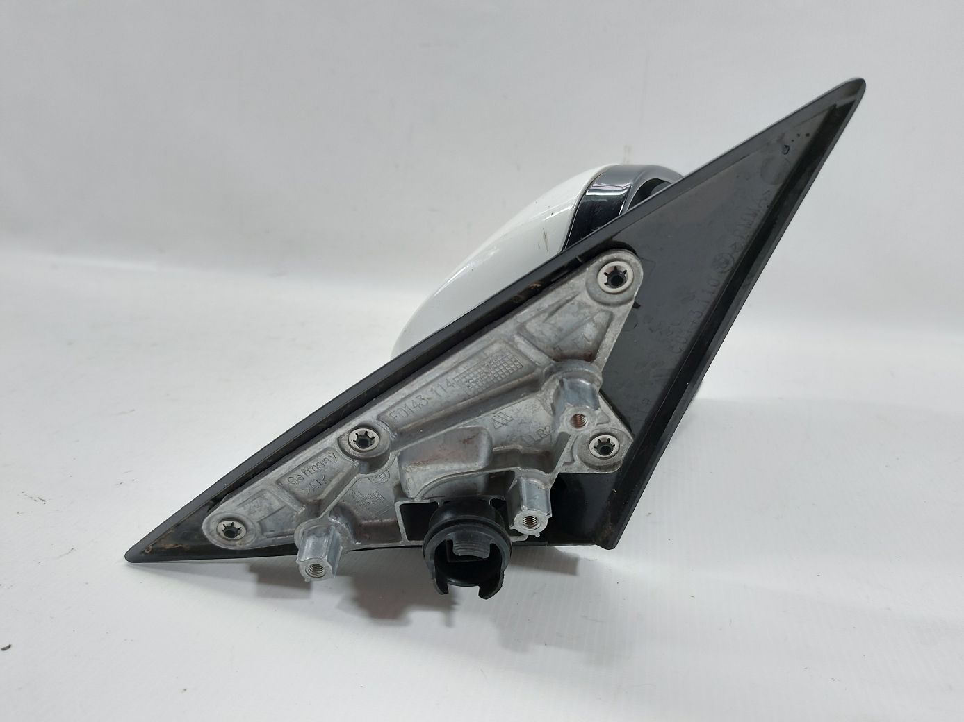 Товари з дефектами Дзеркало праве (біле) без дзеркального елемента (зламано) BMW 328i xDrive 2010-2013 51167268196 BMW 328i xDrive 4