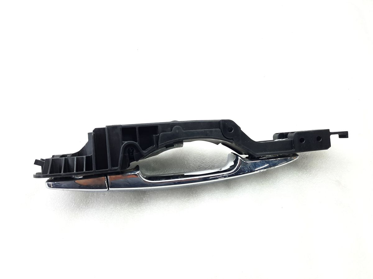 Sentra Ручка дверей передньої/задньої правої/лівої зовнішня (хром) Nissan Sentra 2013-2019 826409N00A Nissan Sentra 11