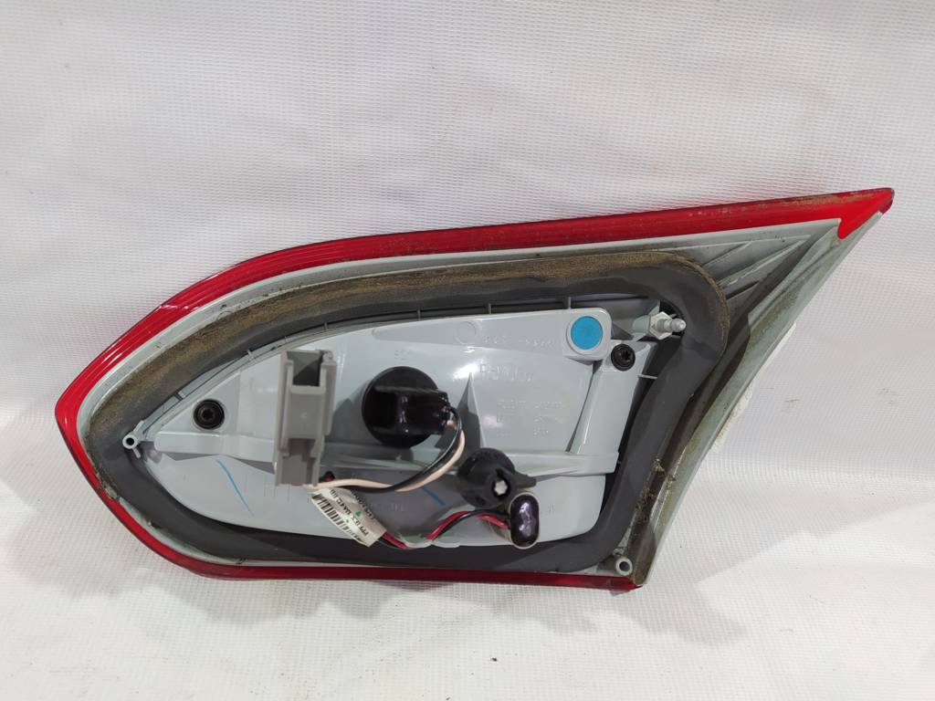 Товары с дефектами Фонарь крышки багажника левый (дефект) Ford Focus sedan `2015-2018 F1EZ13405A Ford Focus sedan 13