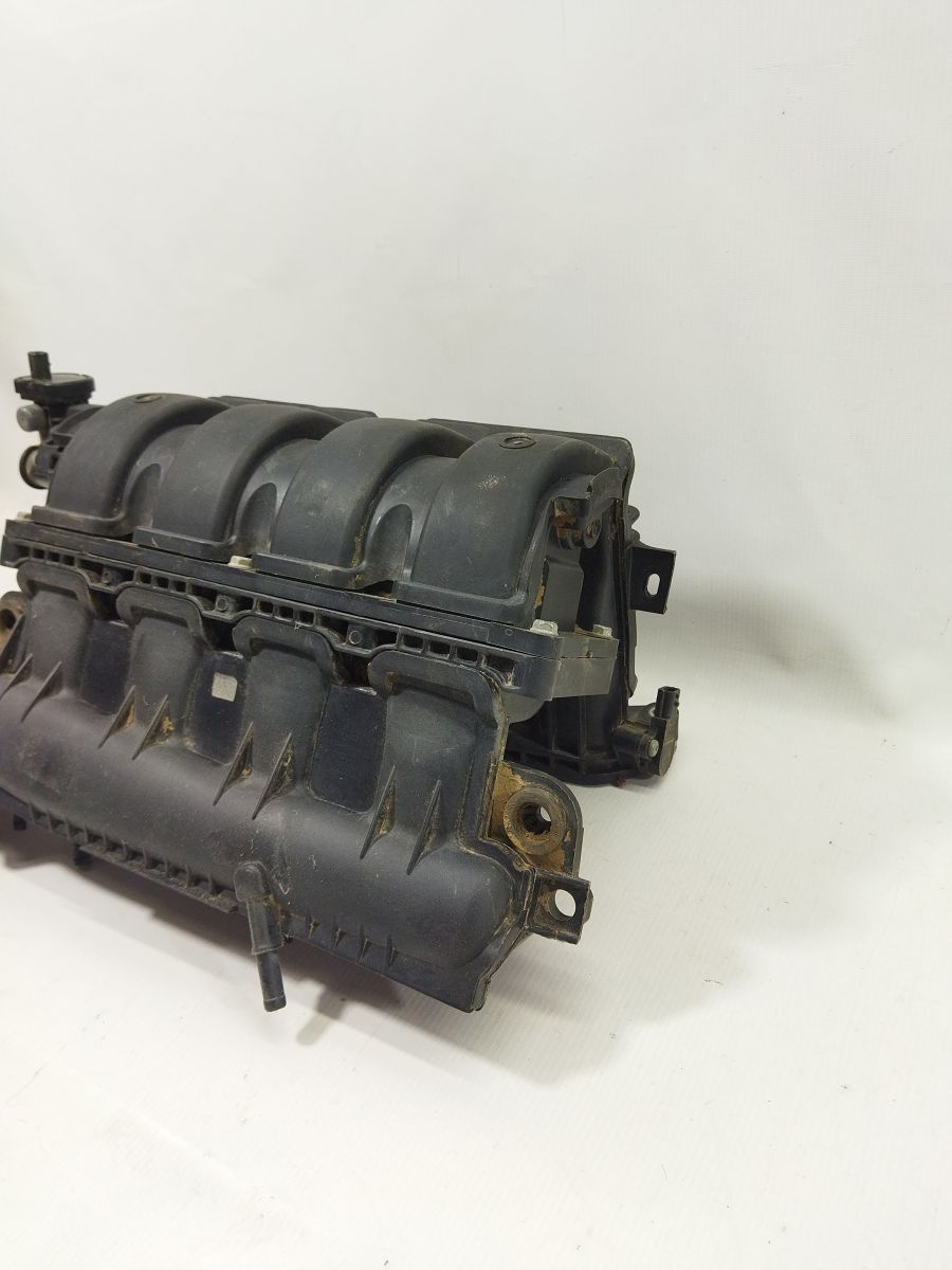 Sentra Коллектор впускной Nissan Sentra 2013-2019 140013RC6A Nissan Sentra 3