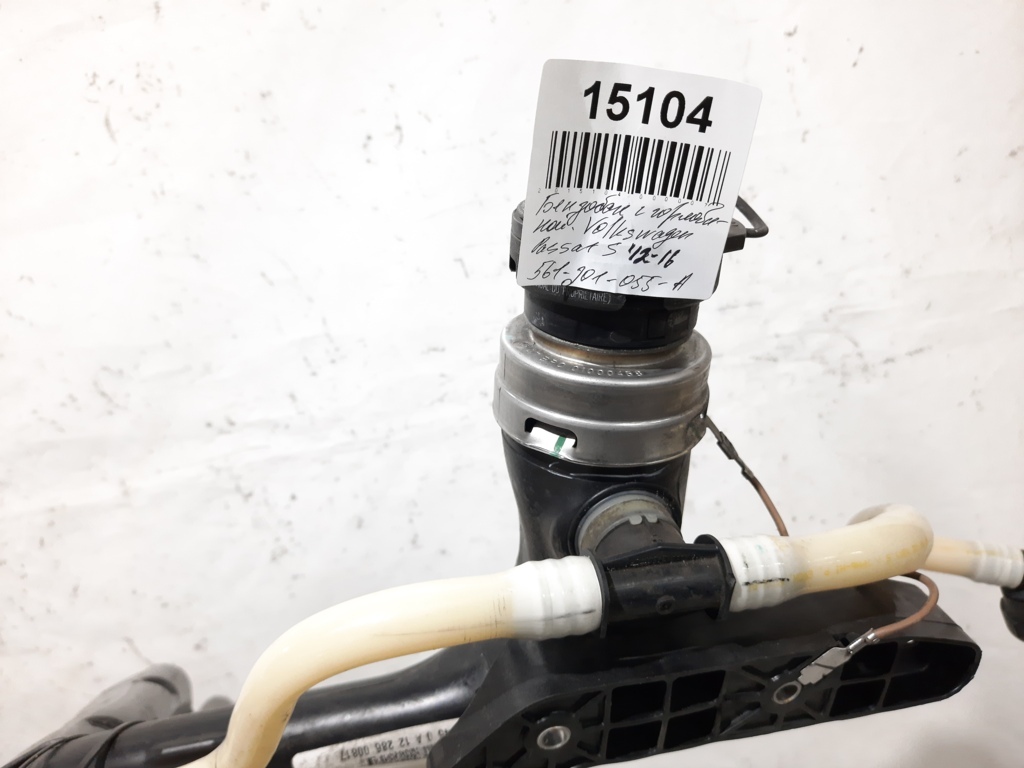 Passat s Бензобак із горловиною Volkswagen Passat S 2012-2016 561201055A Volkswagen Passat S 34