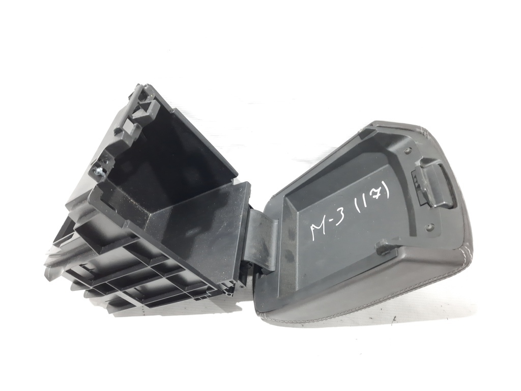 3 Підлокітник Mazda 3 2013-2018 BABF64420A02 Mazda 3 2 3 Підлокітник Mazda 3 2013-2018 BABF64420A02 Mazda 3 2