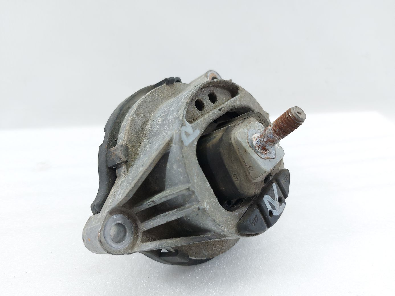 328i xdrive Подушка двигуна ліва BMW 328i xDrive 2015-2016 22116863821 BMW 328i xDrive 3