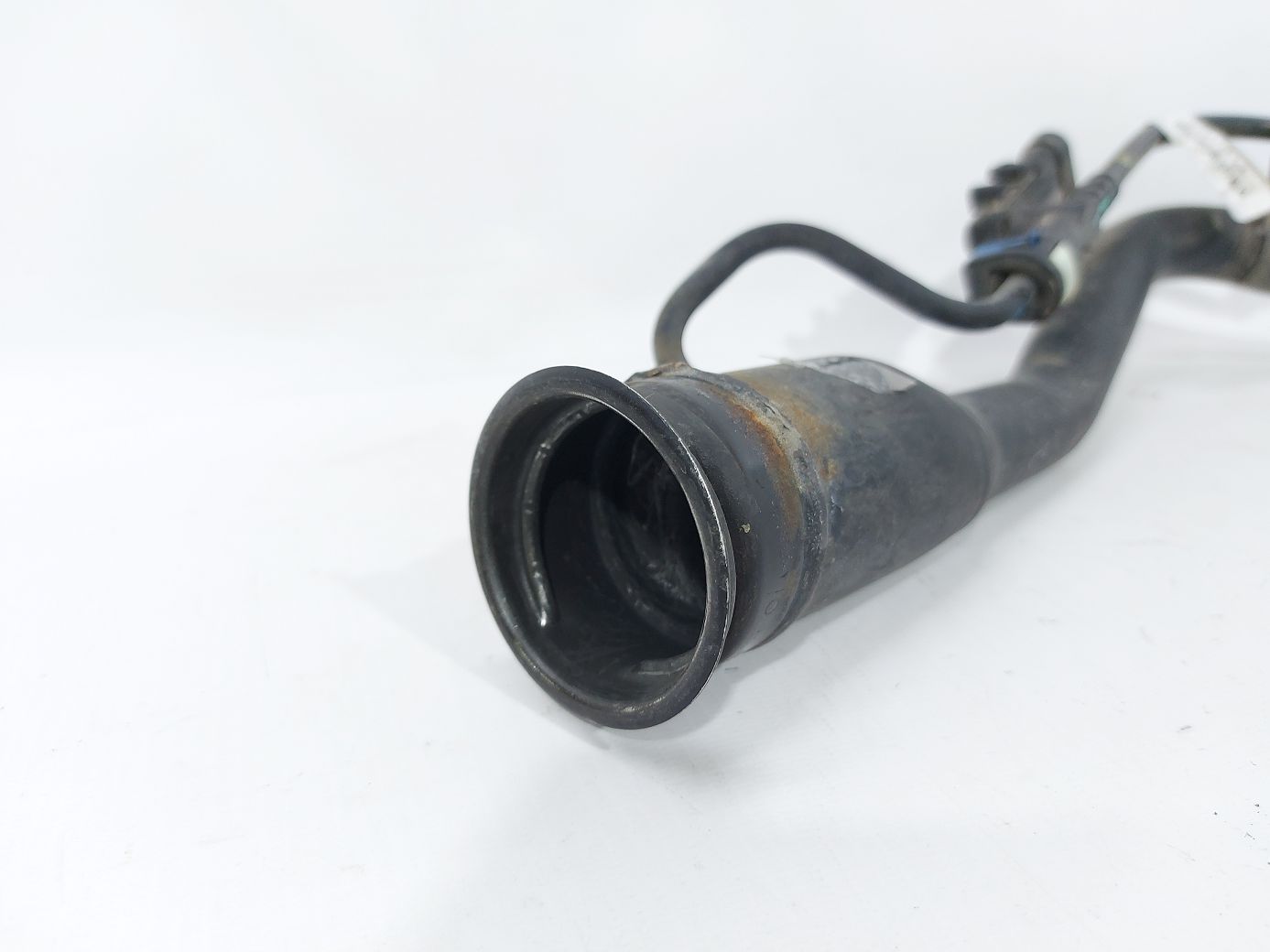 Dart Заливна горловина паливного бака Dodge Dart 2013-2019 68091428AB Dodge Dart 8