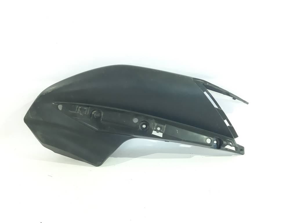 F26. Обтічник передній правий верхній YAMAHA F26 2009-2012 36P2838R YAMAHA F26