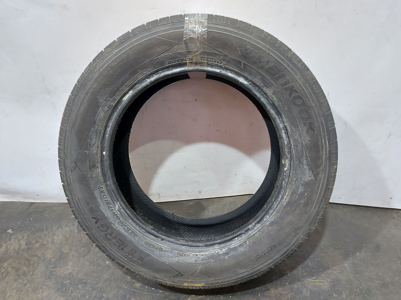 Всесезонные шины. Резина Hankook Kinergy 235/60R17 ( Dodge )