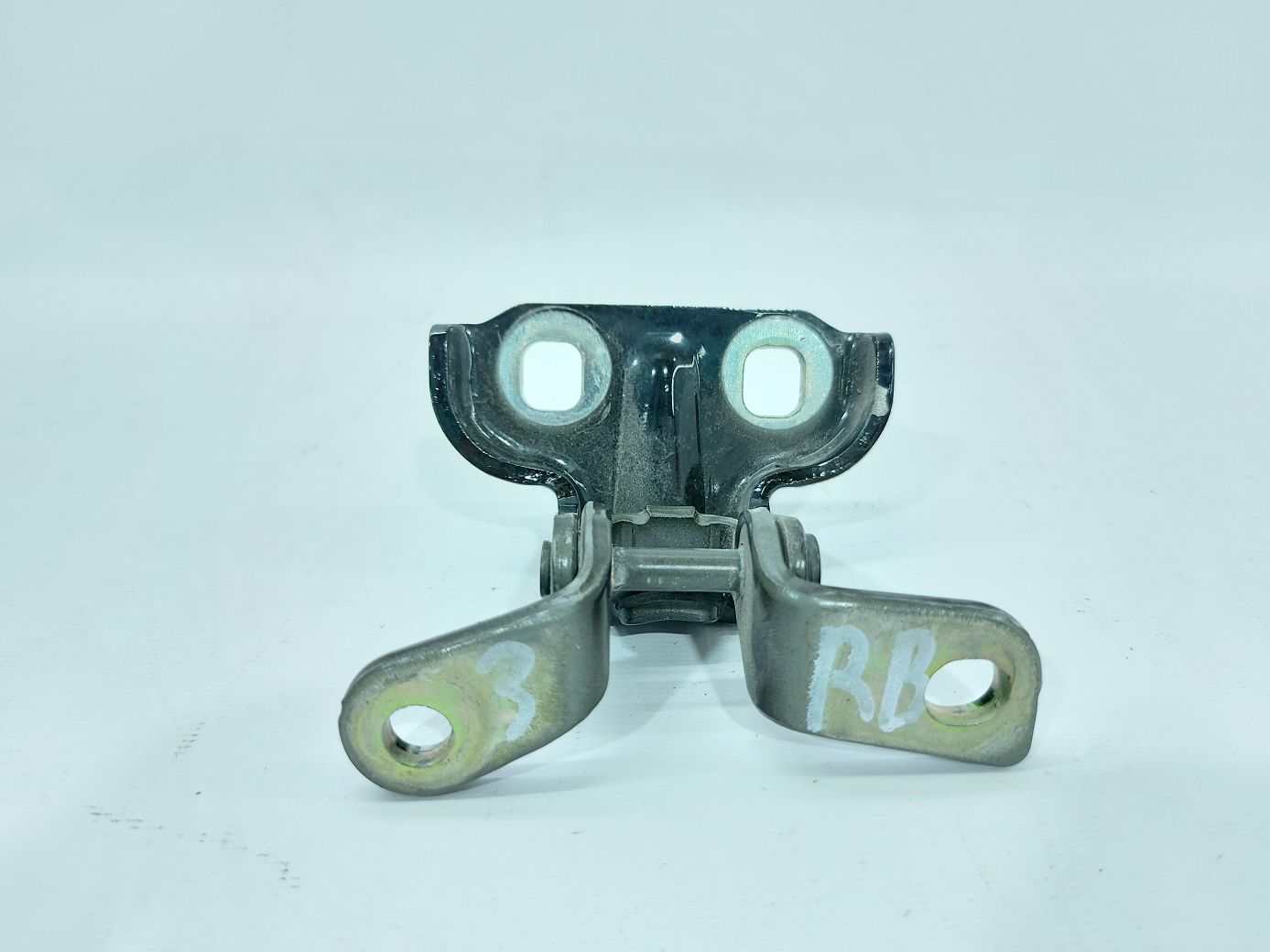 Volt Петля дверей задньої правої верхня Chevrolet Volt 2011-2015 13501714 Chevrolet Volt 8