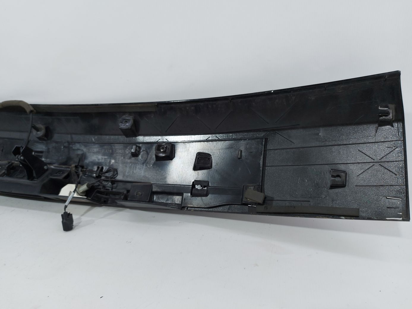 Grand caravan Накладка крышки багажника Dodge Grand Caravan 2011-2020 1UT61AXRAA Dodge Grand Caravan 7