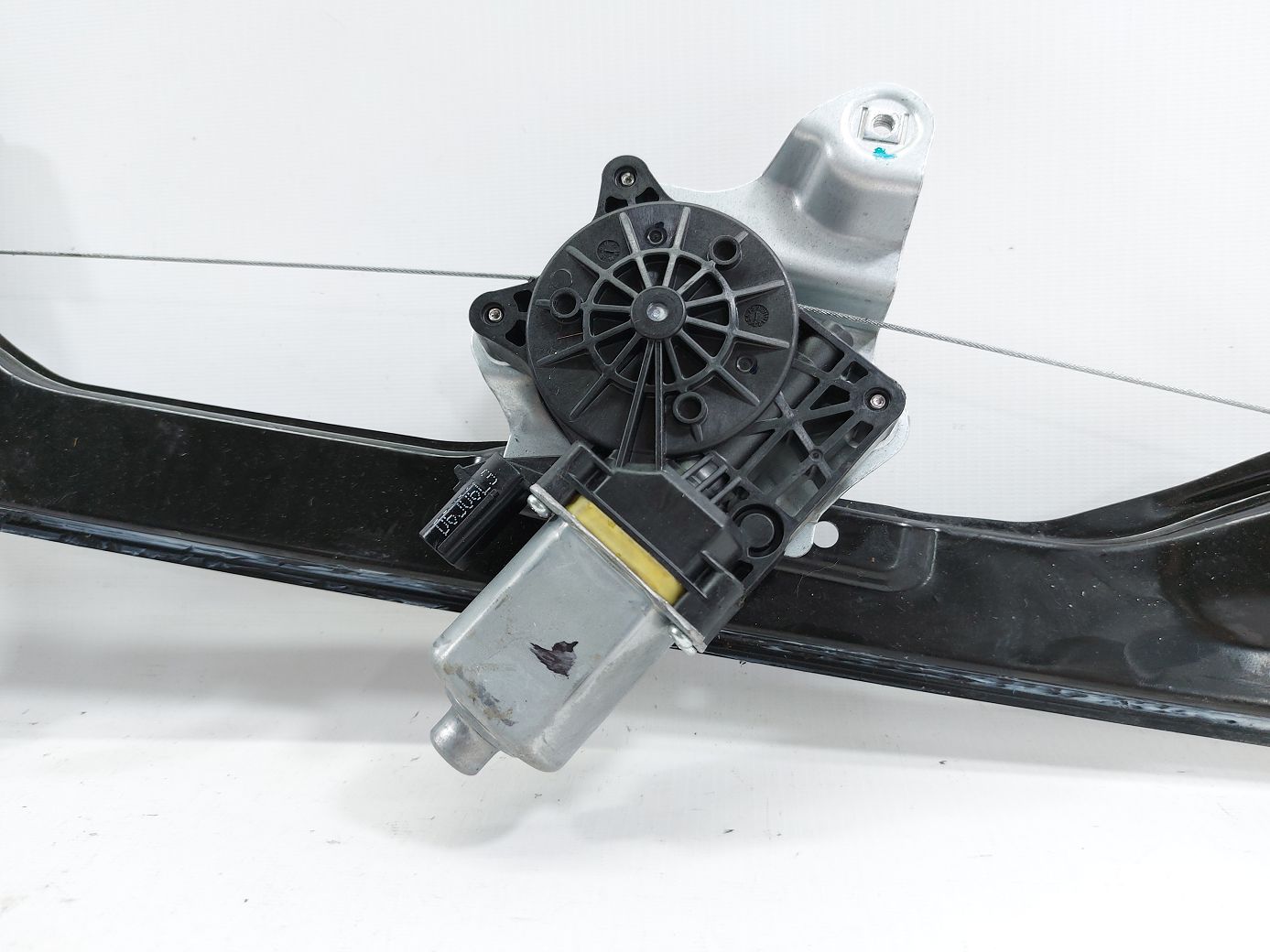 Trax Стеклоподъемник двери передней правой Chevrolet Trax 2015-2021 95298982 Chevrolet Trax 2 Trax Стеклоподъемник двери передней правой Chevrolet Trax 2015-2021 95298982 Chevrolet Trax 2