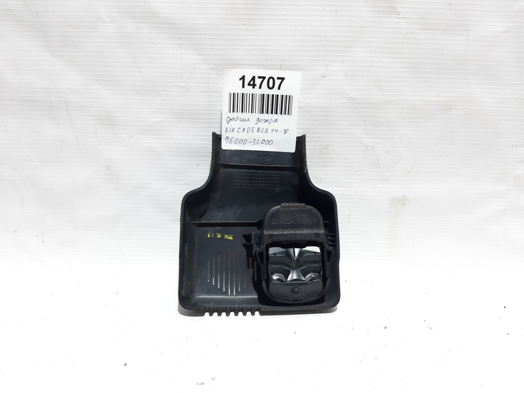 Cadenza. Датчик дощу Kia CADENZA 2014-2016 960003L000 Kia CADENZA