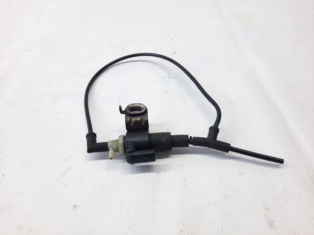 Ats Вакуумний насос правий Cadillac ATS 2013-2019 23335616 Cadillac ATS 3