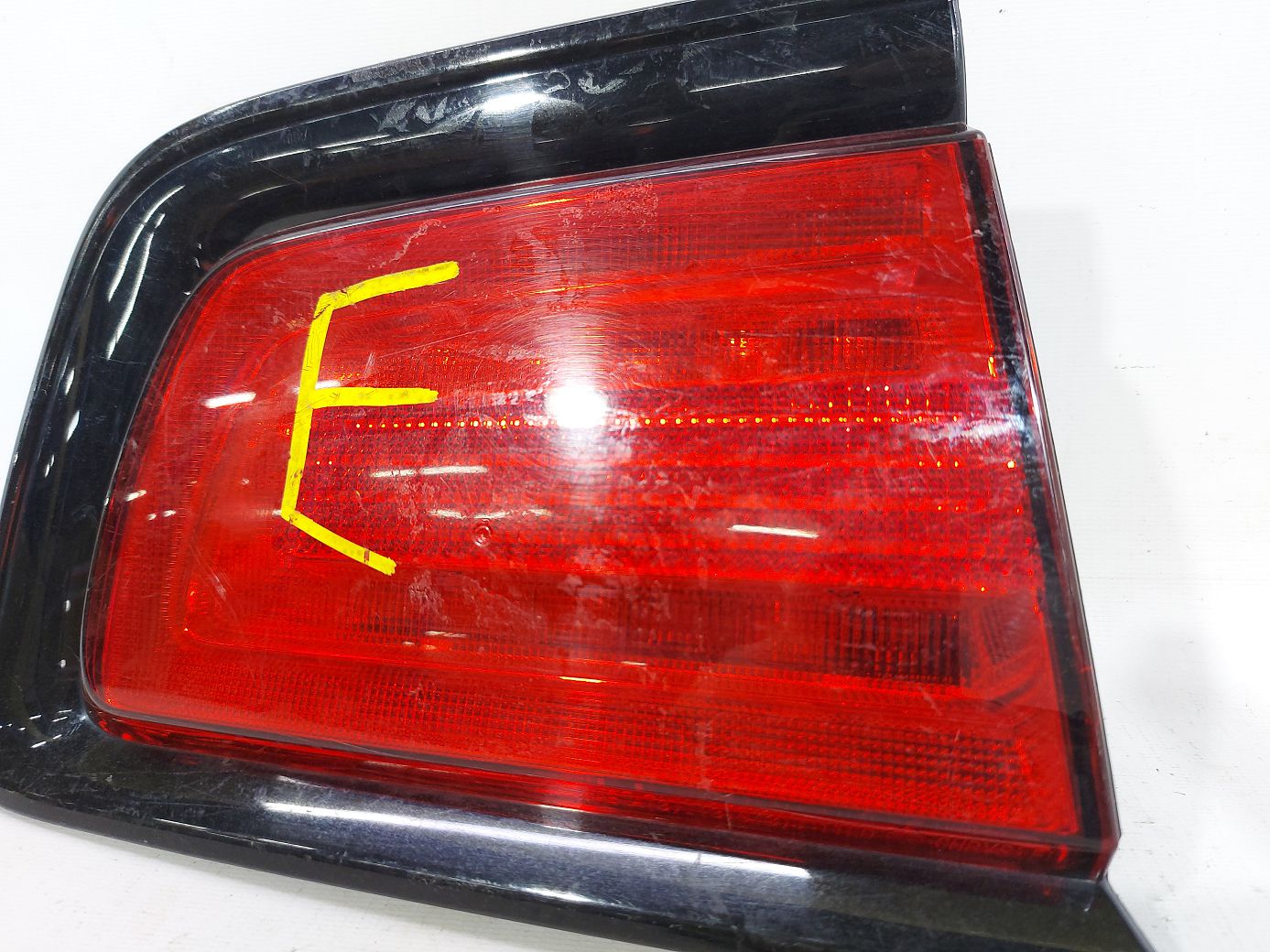 Charger Ліхтар задній лівий Dodge Charger 2011-2014 57010415AE Dodge Charger 2 Charger Ліхтар задній лівий Dodge Charger 2011-2014 57010415AE Dodge Charger 2