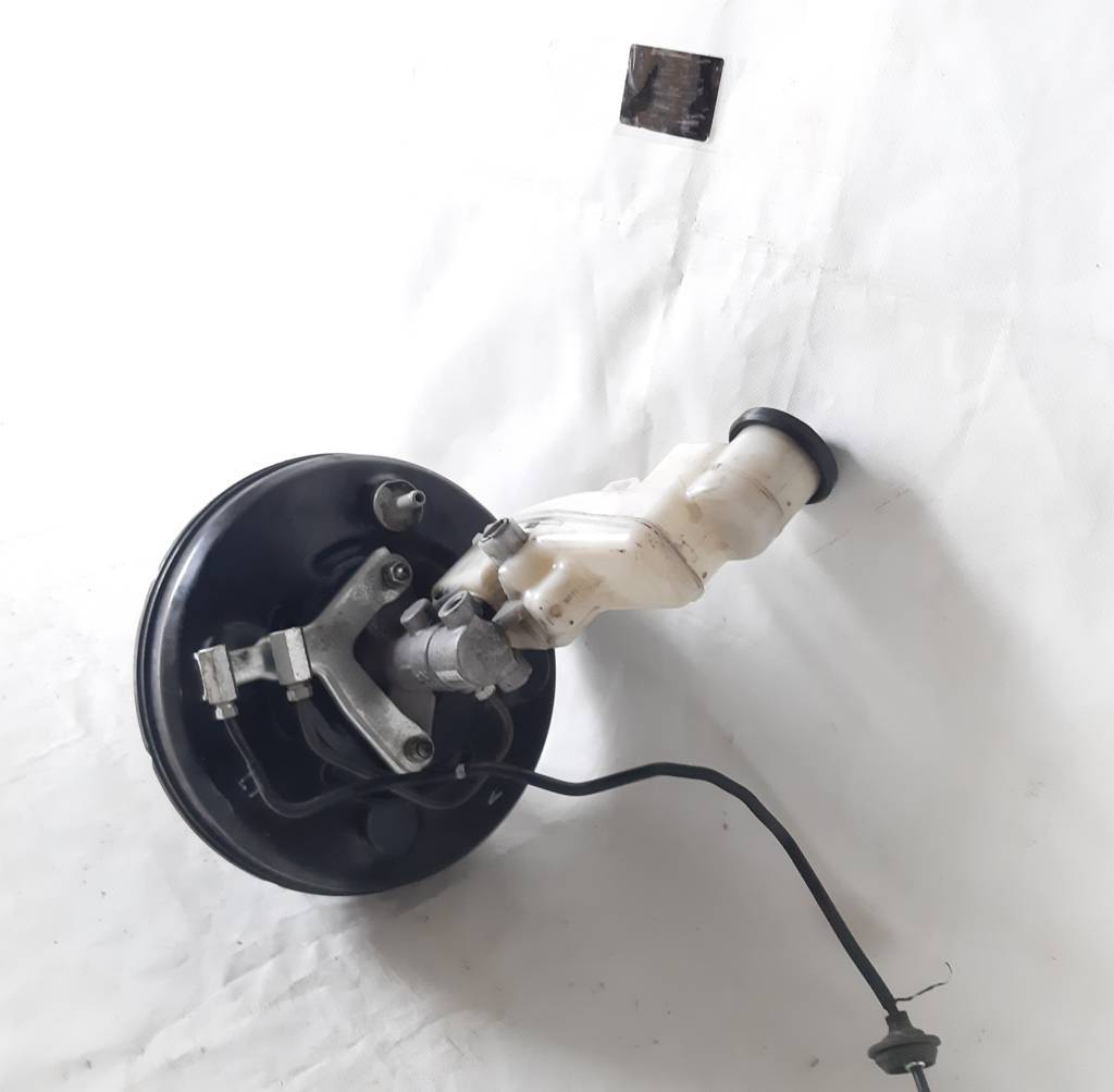 Головний гальмівний циліндр Toyota Camry `2015-2018 4461006761 Toyota Camry 3 Головний гальмівний циліндр Toyota Camry `2015-2018 4461006761 Toyota Camry 3