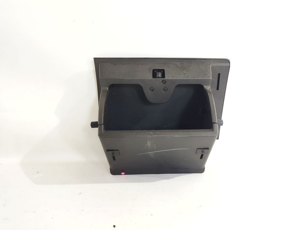 Fiesta Бардачок Ford Fiesta 2011-2019 AE8Z5406010AF Ford Fiesta 6